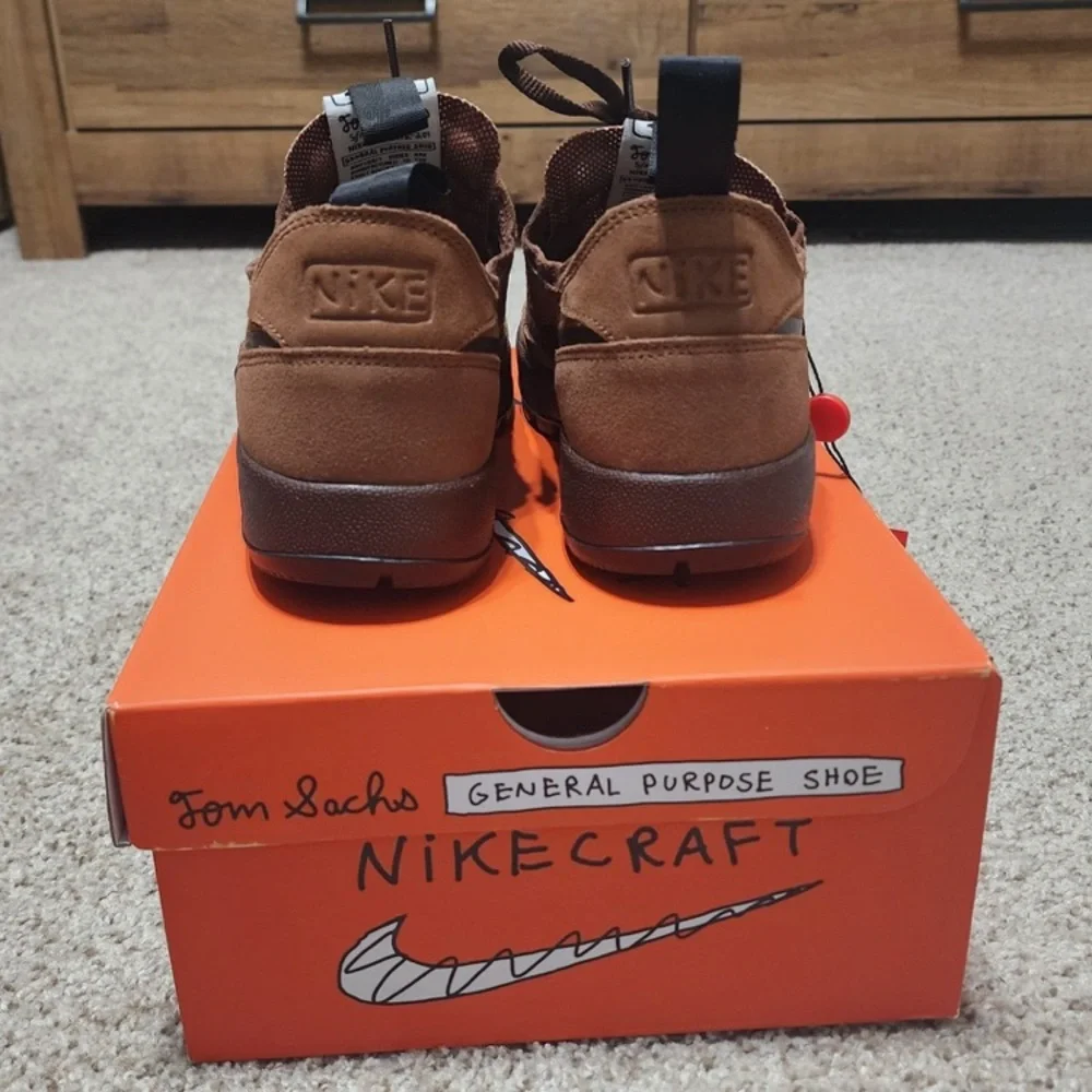 Nike Brown Athletic Shoes - Picture 6 of 10